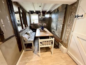 Photo 16- click for photo gallery